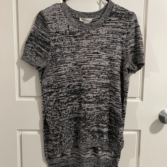 Black & White High Low Knit Top - Picture 1 of 5